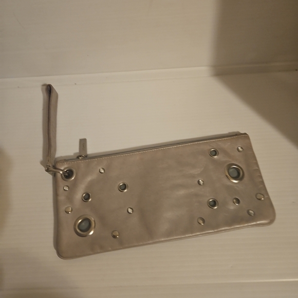 Vintage Hobo Wristlet - Picture 3 of 7